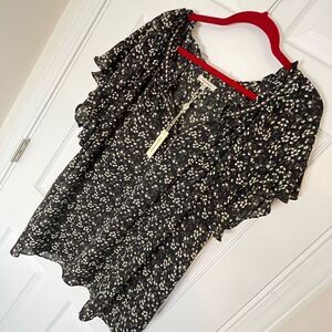 Max Studio 3X black floral flutter sleeves New